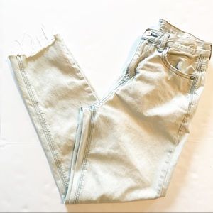 AMERICAN EAGLE Mom Jeans